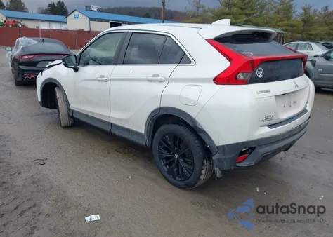 2018 Mitsubishi Eclipse Cross Le z USA, uszkodzony, nr VIN JA4AT4AA3JZ043359